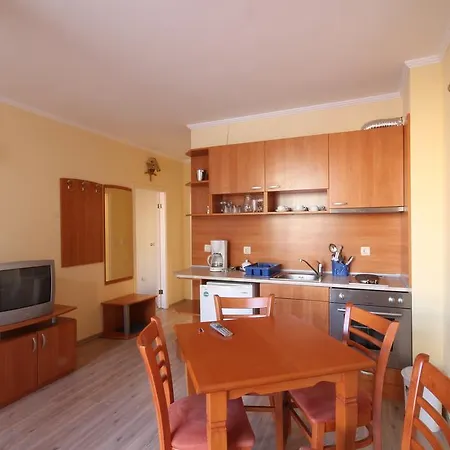 New Estate In Victoria Слънчев бряг