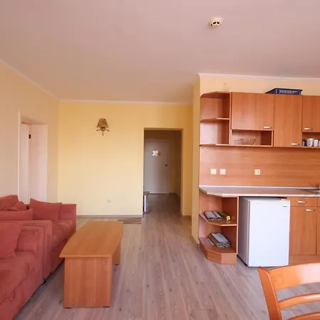 Апартамент New Estate In Victoria Слънчев бряг